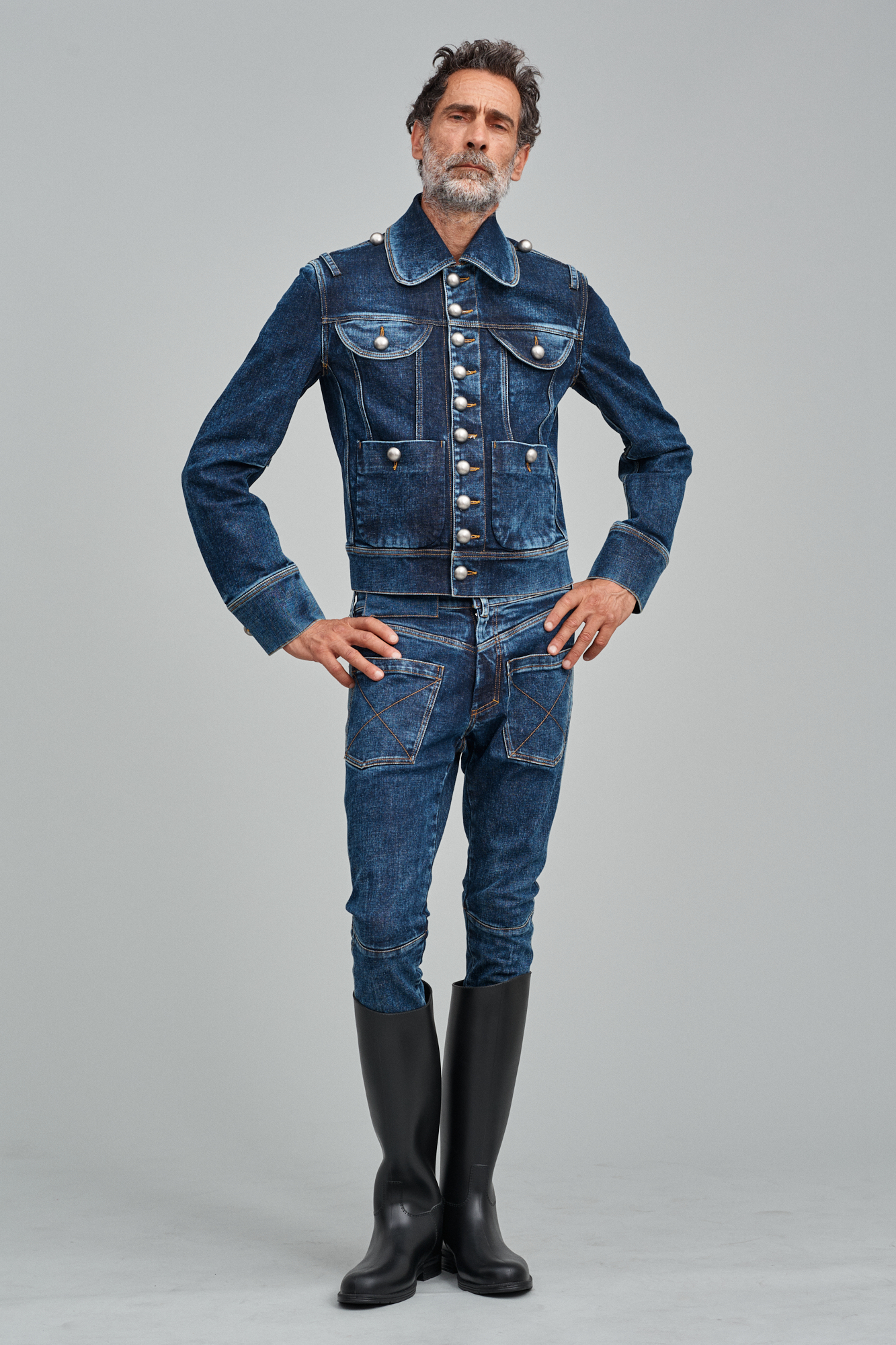 [The Magic Mountain] Signature denim jacket with military buttons