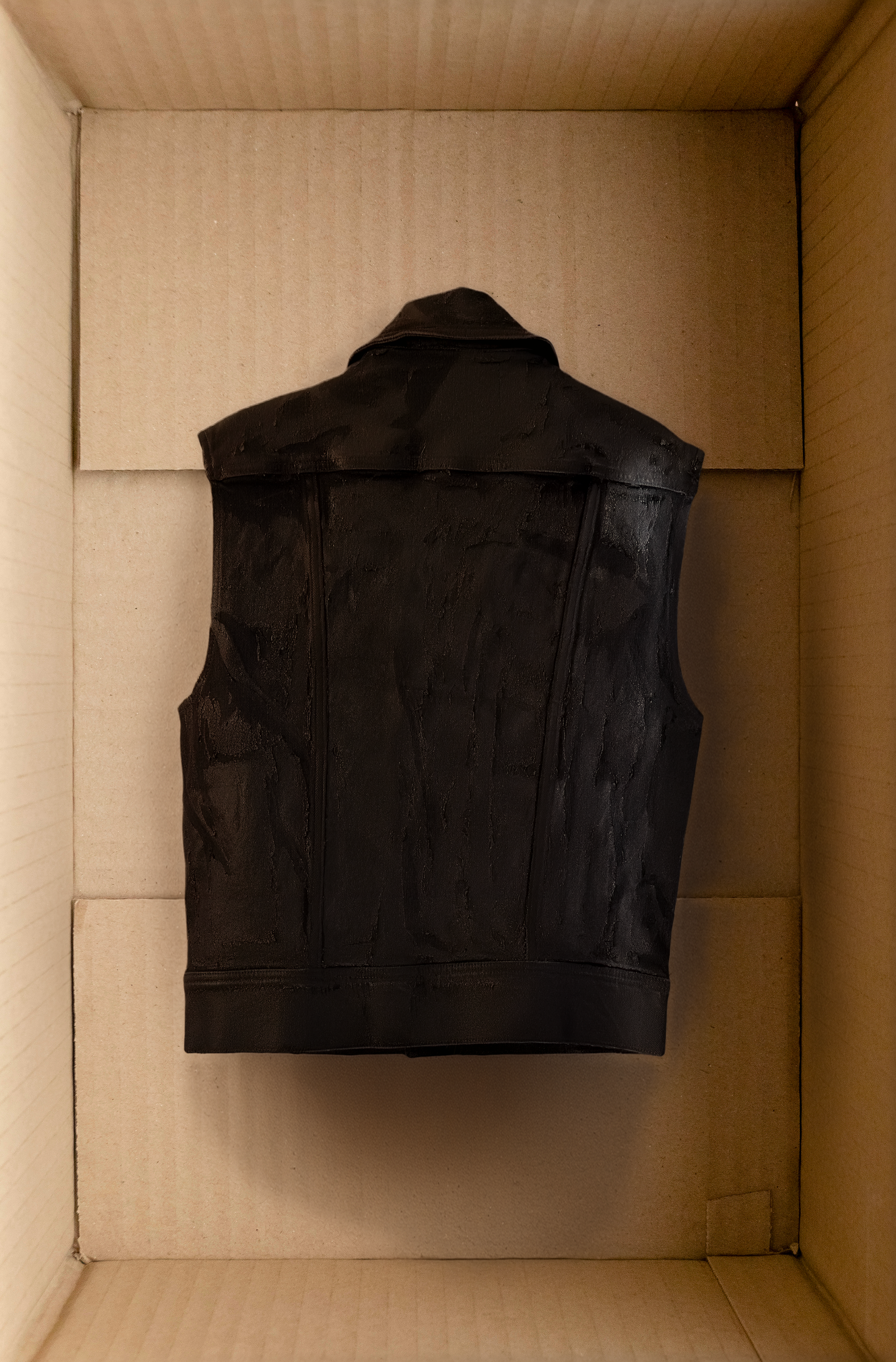 [SM] Black coated denim vest