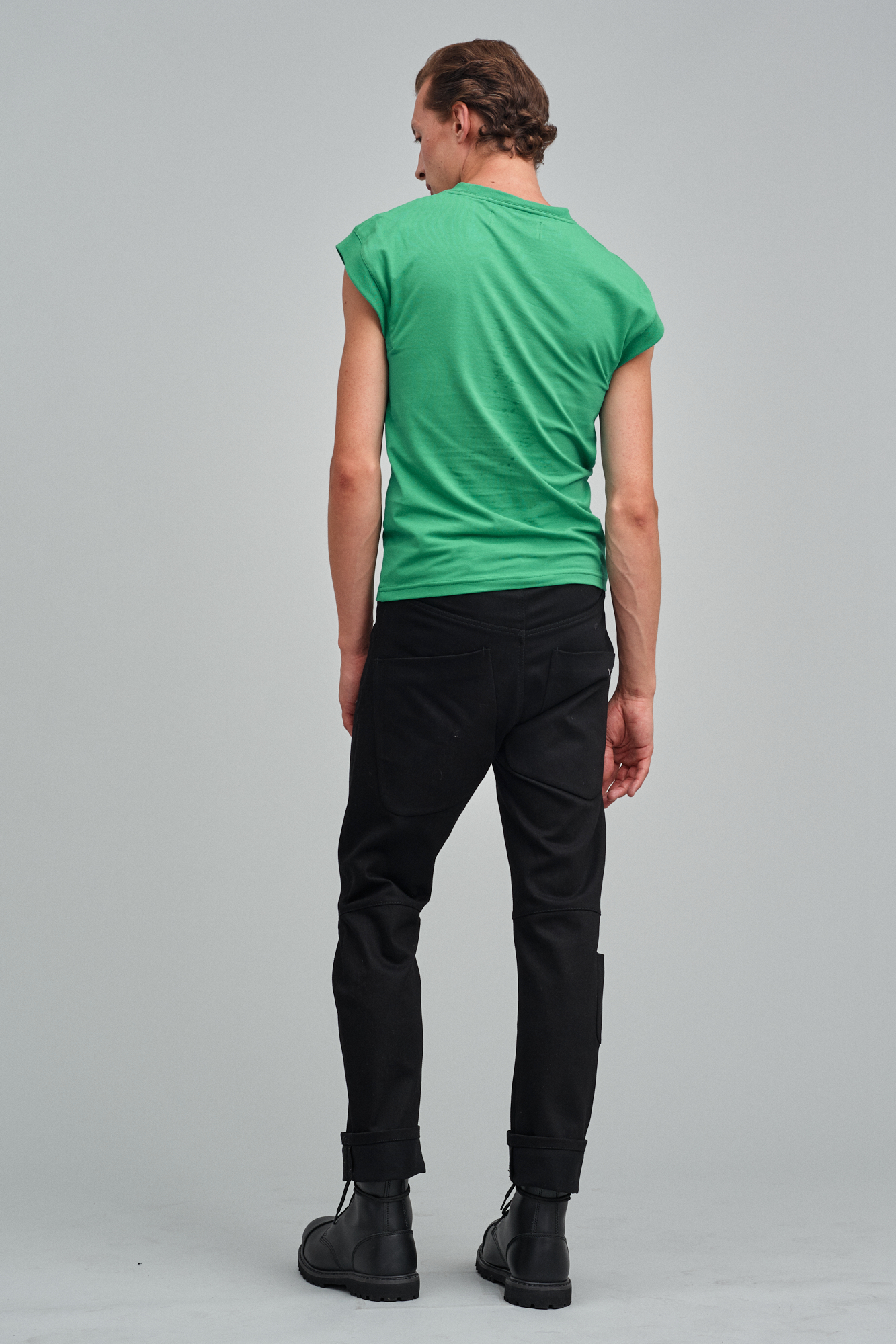 [The Magic Mountain] Signature elliptic shoulder top